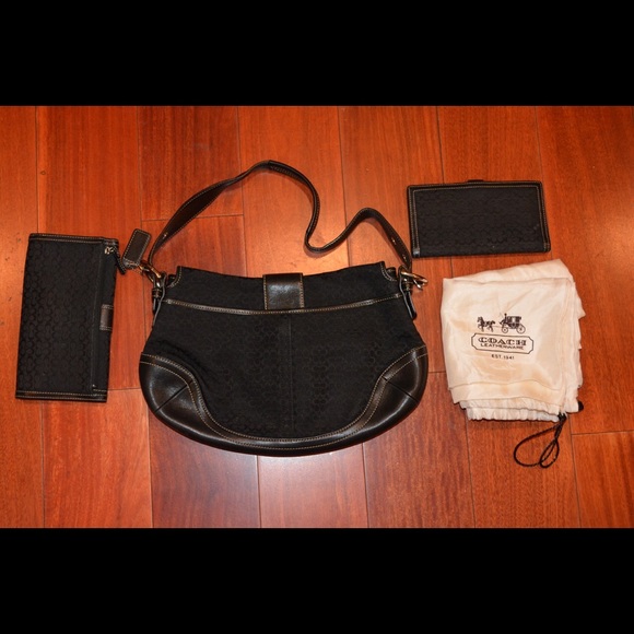 Classic Black Monogram Coach Handbag - Picture 1 of 4